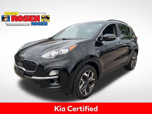 Black Cherry 2022 Kia Sportage EX