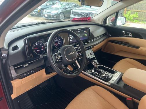 2024 Kia Carnival EX