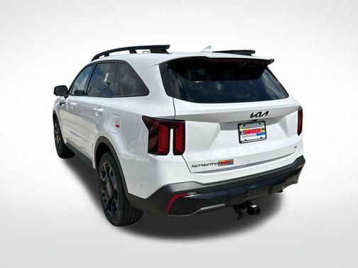 Glacial White Pearl 2026 Kia Sorento SX