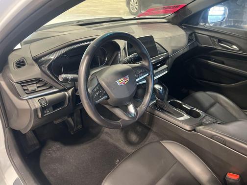 2024 Cadillac CT4 Luxury