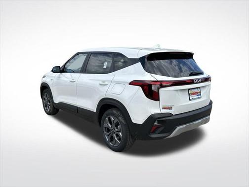 2025 Kia Seltos LX