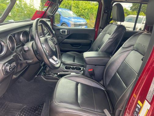 2021 Jeep Gladiator Overland