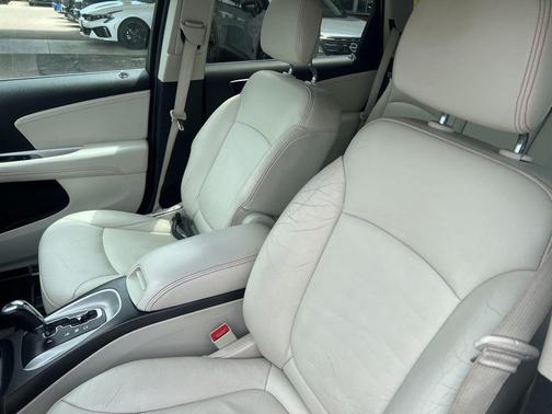 Pearl White Tri-Coat 2014 Dodge Journey Limited