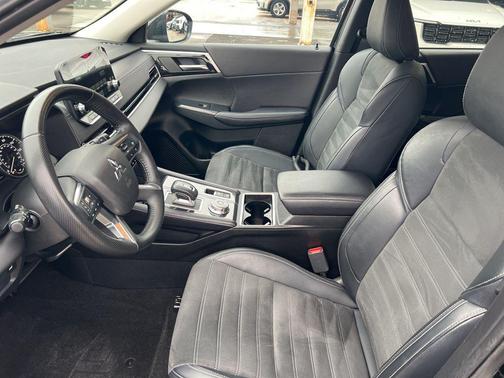 2024 Mitsubishi Outlander SE 2.5 S-AWC