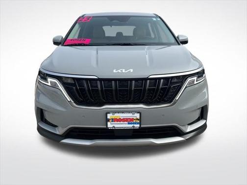 2024 Kia Carnival EX
