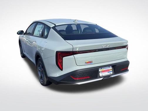 Morning Haze 2026 Kia K4 LXS