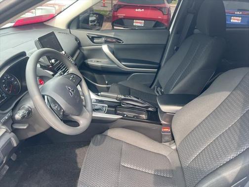 2024 Mitsubishi Eclipse Cross LE