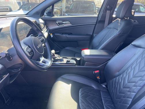 Ebony Black 2023 Kia Sportage X-Line