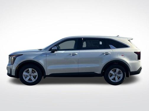 Ivory Silver 2026 Kia Sorento LX
