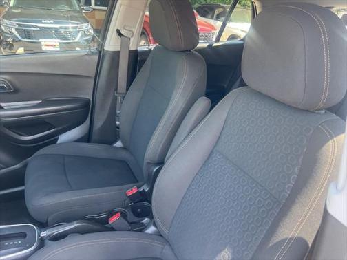 2021 Chevrolet Trax LS