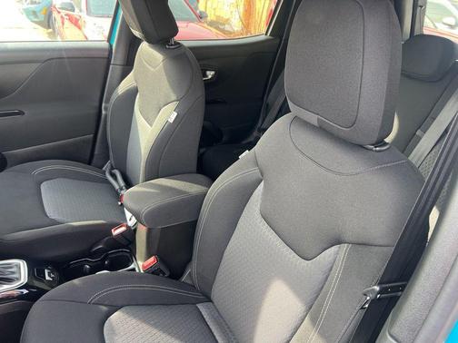 2021 Jeep Renegade 80th Anniversary 4x4