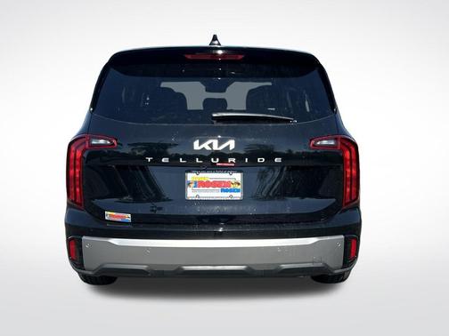 2025 Kia Telluride LX