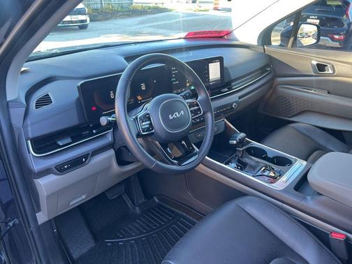 2025 Kia Carnival EX