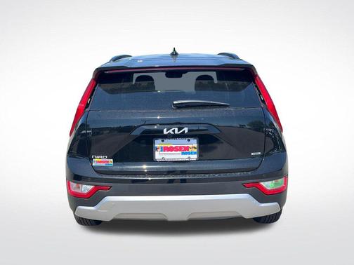 Aurora Black Pearl 2026 Kia Niro EX