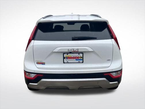 2025 Kia Niro SX