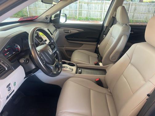 2021 Honda Pilot AWD Special Edition