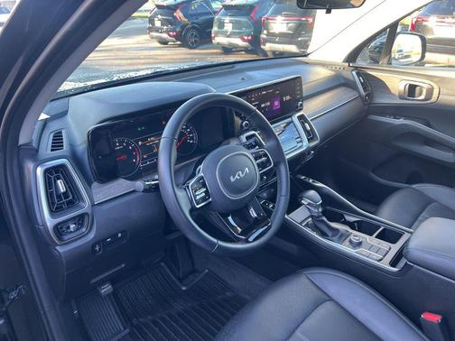 2022 Kia Sorento S