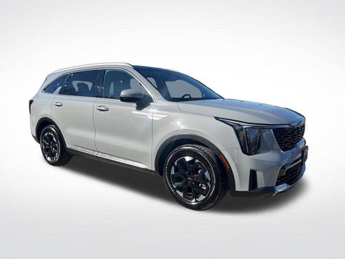 Wolf Gray 2025 Kia Sorento S