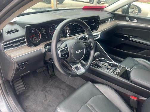 2022 Kia K5 EX