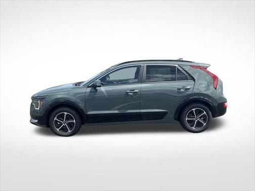 2025 Kia Niro SX