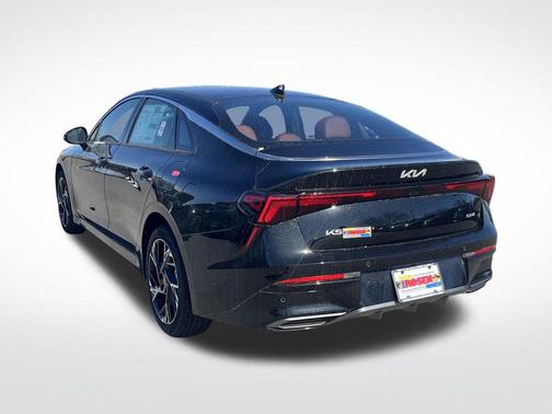 Aurora Black Pearl 2026 Kia K5 GT-Line FWD