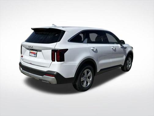 2025 Kia Sorento LX