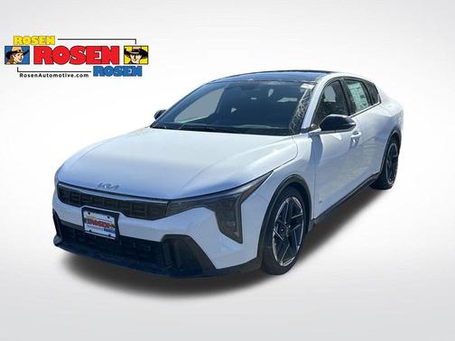 Snow White Pearl 2026 Kia K4 GT-Line