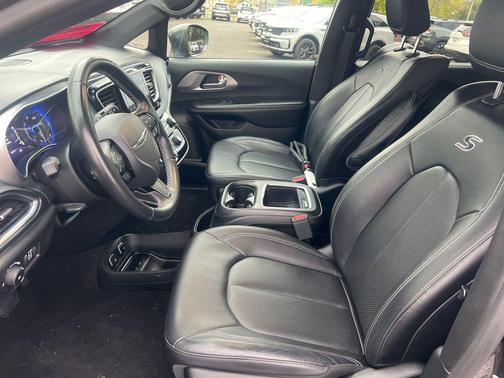 2019 Chrysler Pacifica Touring-L Plus
