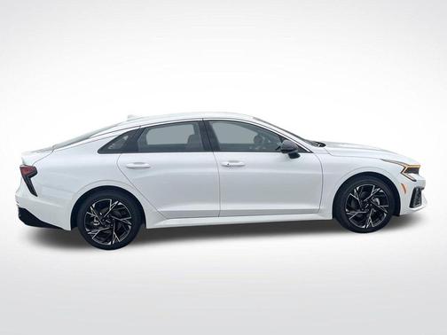 Snow White Pearl 2026 Kia K5 GT-Line FWD