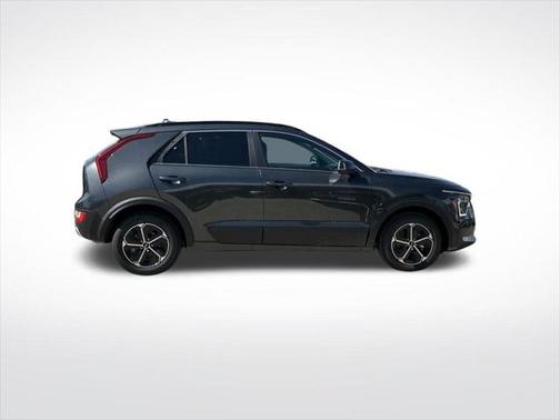 2025 Kia Niro EX