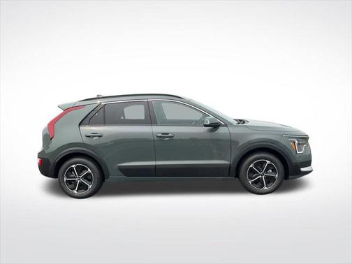 2025 Kia Niro EX