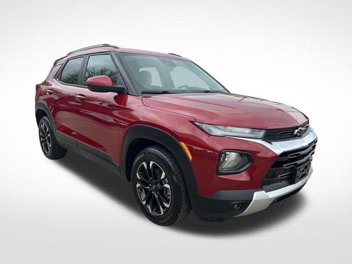 Scarlet Red Metallic 2021 Chevrolet Trailblazer LT