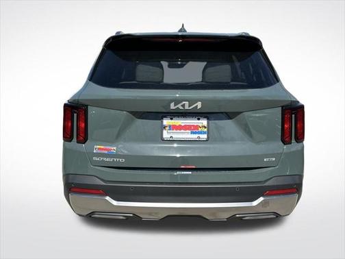 2025 Kia Sorento Hybrid EX