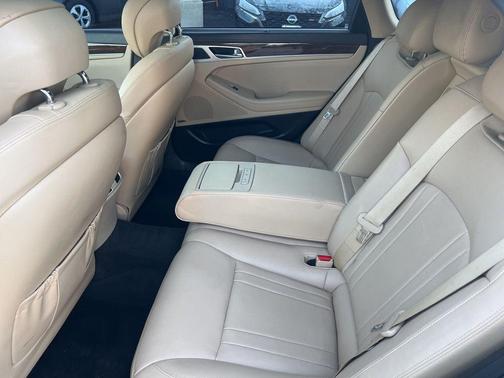 2016 Hyundai Genesis 3.8