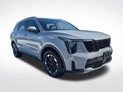 Wolf Gray 2025 Kia Sorento S