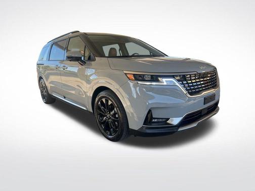 2024 Kia Carnival SX