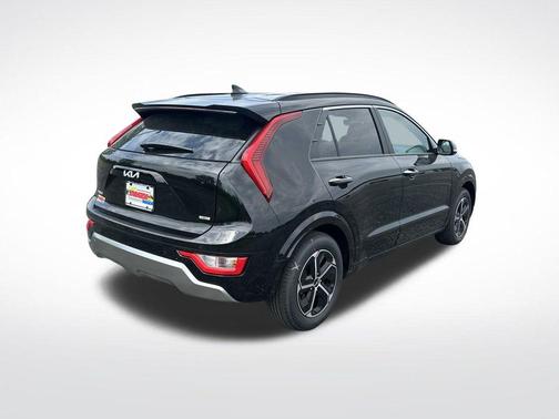 2025 Kia Niro SX