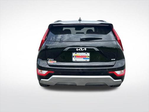 2025 Kia Niro SX