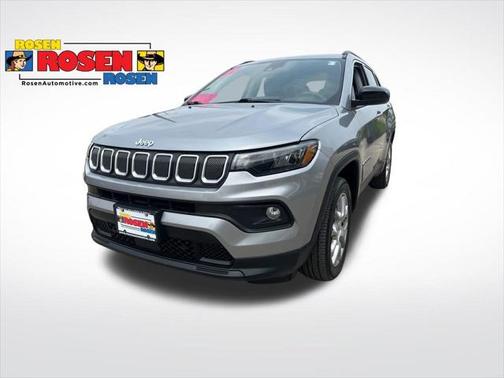 2022 Jeep Compass Latitude Lux