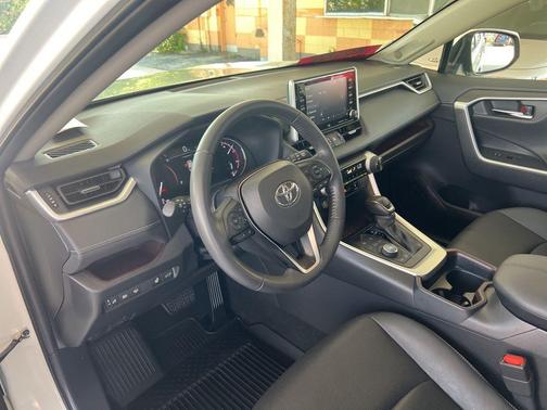 2021 Toyota RAV4 Limited