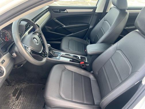 2021 Volkswagen Passat 2.0T SE