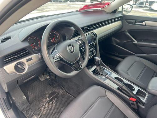 2021 Volkswagen Passat 2.0T SE