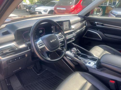 Dawning Red 2024 Kia Telluride S