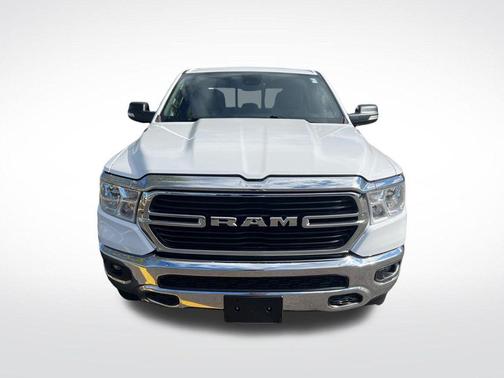 Bright White Clearcoat 2021 RAM 1500 Big Horn/Lone Star