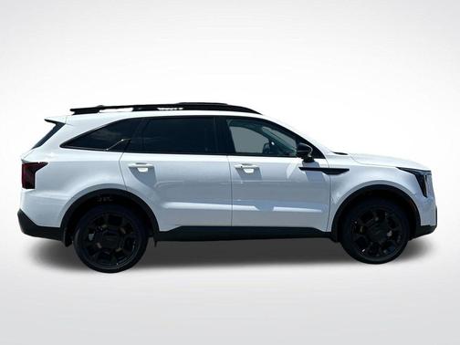 Glacial White Pearl 2026 Kia Sorento SX