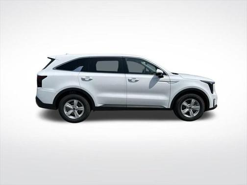 2025 Kia Sorento LX