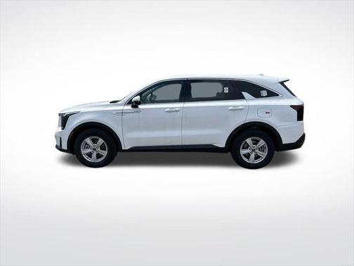 2025 Kia Sorento LX