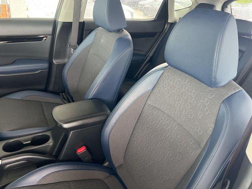 Gravity Gray 2024 Kia Seltos S