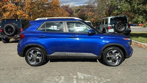 2023 Hyundai VENUE SEL