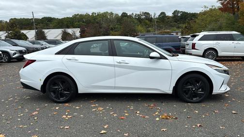 2022 Hyundai ELANTRA HEV Blue